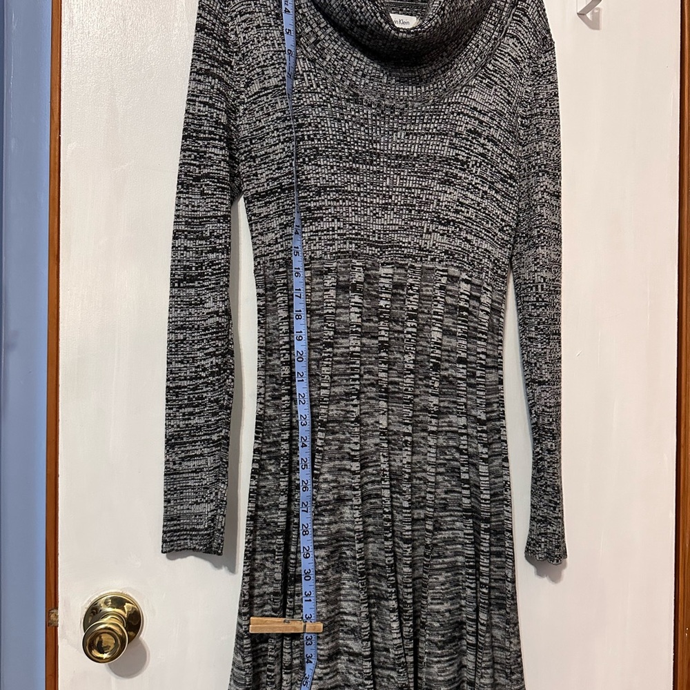 Calvin Klein Black and Gray Sweater Dress, Size Large - Picture 6 of 11